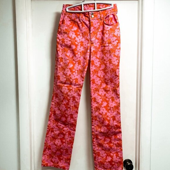 Tucker Jeans Ivy Floral Bootcut in Pink/Red - Picture 1 of 5